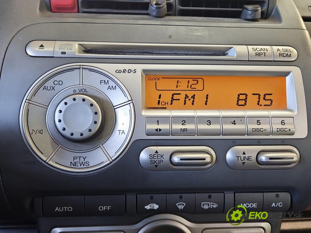 Honda Jazz II 2002-2008 1.3b: 83 HP manual 61 kW 1339 cm3 5- Radio originál 39100-SAA-G412N5