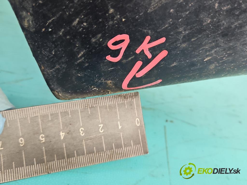 Fiat Stilo 1.6 16V 103 hp manual 76 kW 1596 cm3 5- blatnik přední levý  (Predné ľavé)