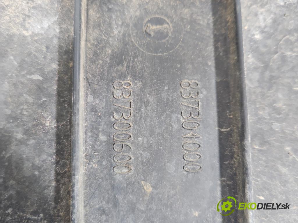 Fiat Stilo 1.6 16V 103 hp manual 76 kW 1596 cm3 5- stěna přední 837300600 (Výztuhy přední)