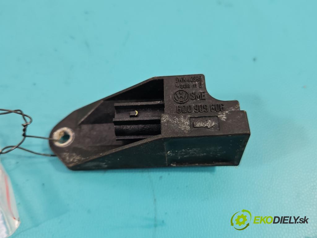 Vw Passat B5 1995-2005 1.9 tdi 131 HP manual 96 kW 1896 cm3 5- snímač šokovat: 5WK42895 (Snímače nárazu)