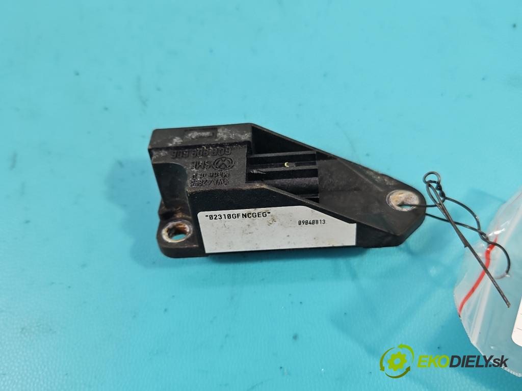 Vw Passat B5 1995-2005 1.9 tdi 131 HP manual 96 kW 1896 cm3 5- snímač šokovat: 5WK42895 (Snímače nárazu)