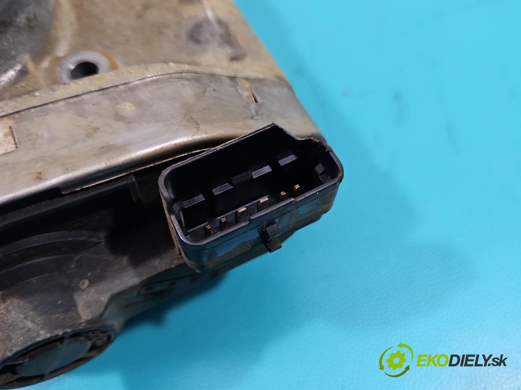 Fiat Stilo 1.6 16V 103 HP manual 76 kW 1596 cm3 5- klapka CA0011607B (Škrtiace klapky)