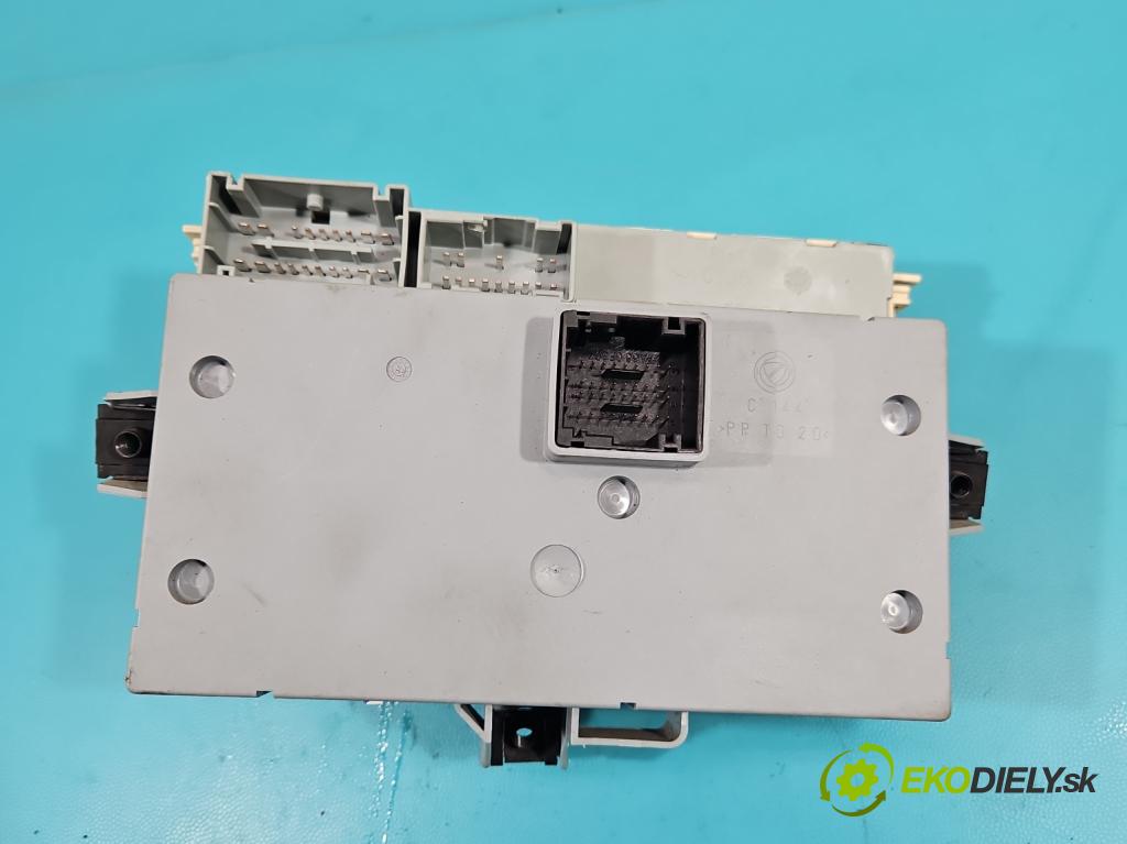 Fiat Stilo 1.6 16V 103 hp manual 76 kW 1596 cm3 5- řídící jednotka motoru 51759028