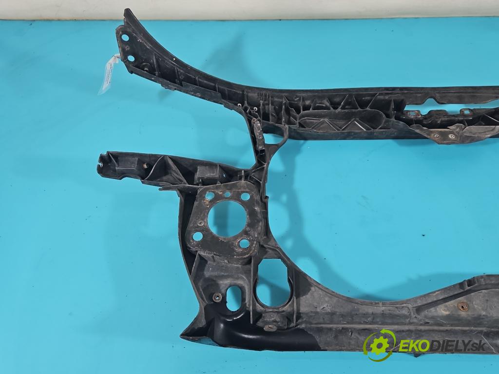 Audi A4 B6 2000-2004 1.9 TDI 131 hp manual 96 kW 1896 cm3 4- stěna přední  (Výztuhy přední)