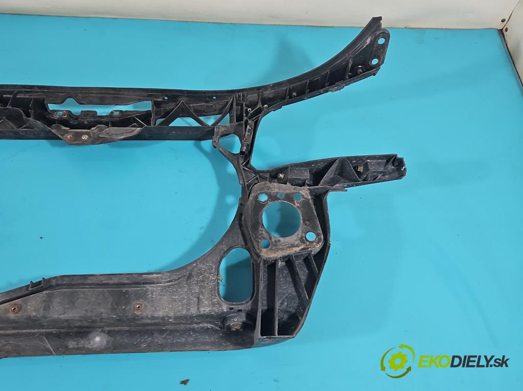 Audi A4 B6 2000-2004 1.9 TDI 131 hp manual 96 kW 1896 cm3 4- stěna přední  (Výztuhy přední)