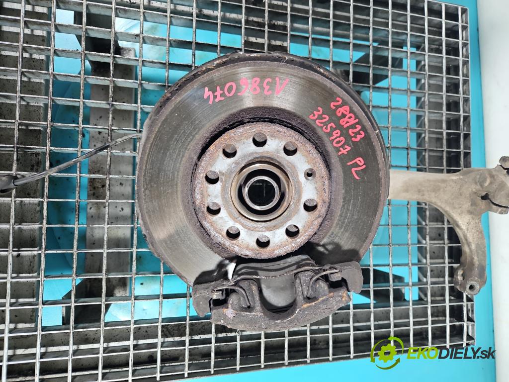 Audi A4 B6 2000-2004 1.9 TDI 131 HP manual 96 kW 1896 cm3 4- náboj ľavé  (Náboje)