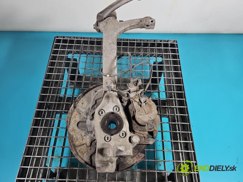 Audi A4 B6 2000-2004 1.9 TDI 131 HP manual 96 kW 1896 cm3 4- náboj pravé  (Náboje)