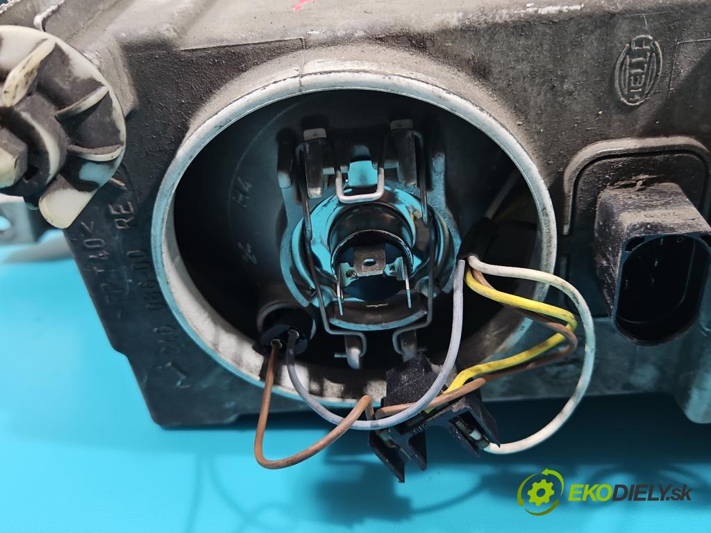 Skoda Octavia I 1996-2010 1.9 tdi 90 HP manual 66 kW 1896 cm3 5- Reflektor: pravý  (Pravé)