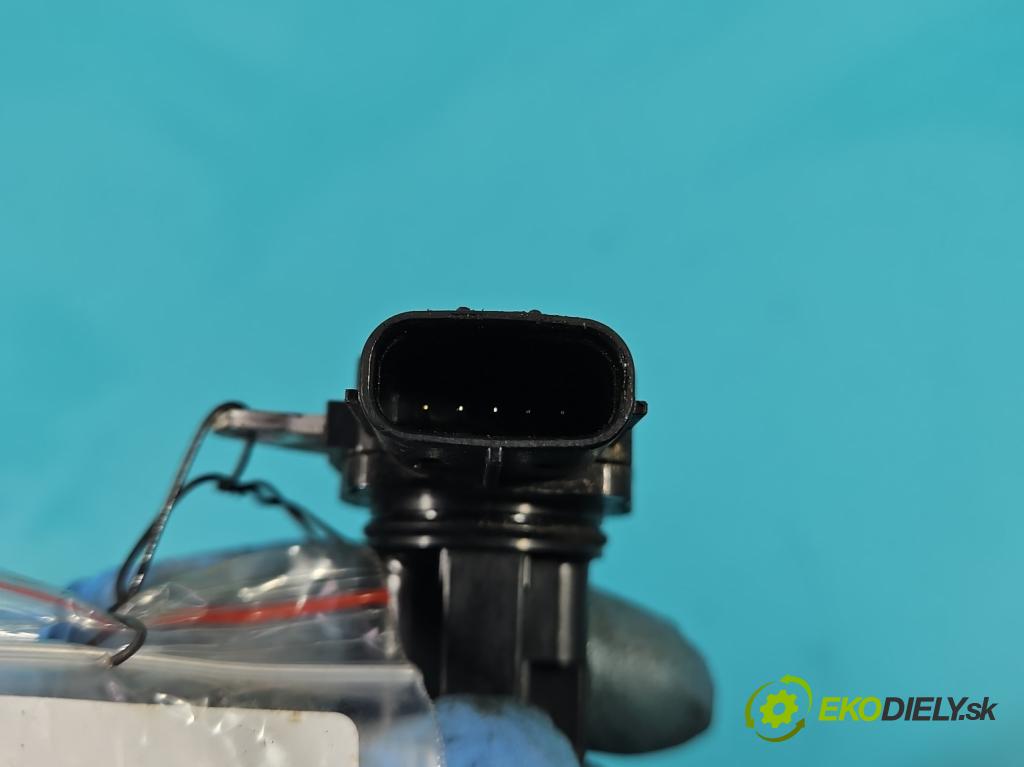 Toyota Rav4 III 2005-2012 2.0 VVti: 152KM automatic 112 kW 1998 cm3 5- průtokoměr: 22204-31020 (Váhy vzduchu)