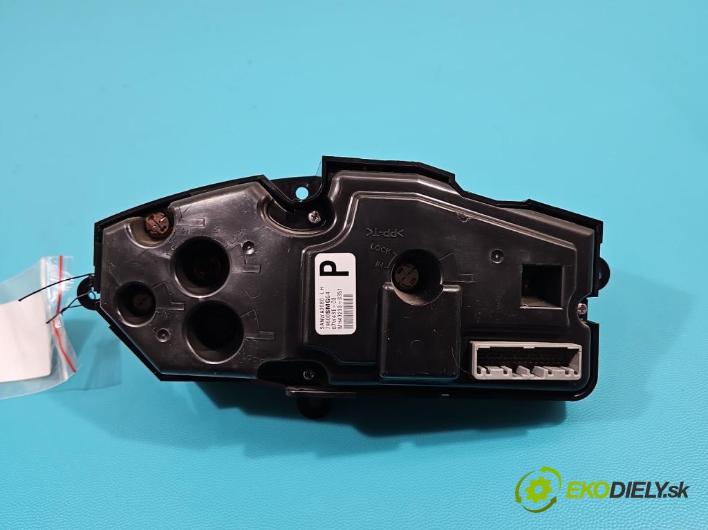 Honda Civic VIII 2006-2011 1.8 16v 140 HP manual 103 kW 1799 cm3 5- panel kúrenia 79600SMGG4