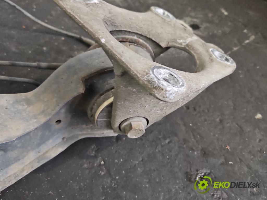 Peugeot 5008 I 2009-2017 2.0 hdi 163 hp automatic 120 kW 1997 cm3 5- zadní výztuha  (Výztuhy zadní)