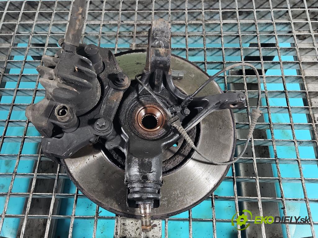 Peugeot 5008 I 2009-2017 2.0 hdi 163 HP automatic 120 kW 1997 cm3 5- náboj pravé  (Náboje)