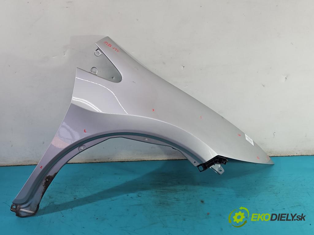 Honda Civic VIII 2006-2011 1.8 16v 140 hp manual 103 kW 1799 cm3 5- blatnik přední pravý (Ostatné)