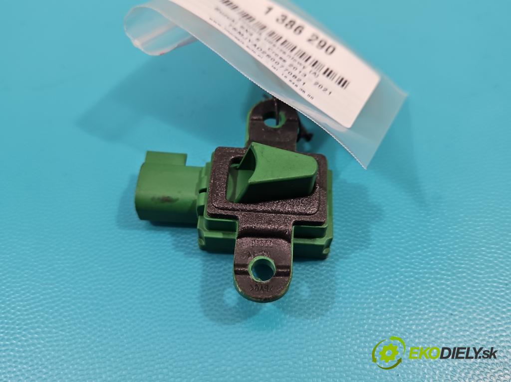 Suzuki SX4 S-Cross 2013-2021 1.4 T 129 HP manual 95 kW 1373 cm3 5- snímač šokovat: 5WK44770 (Snímače nárazu)