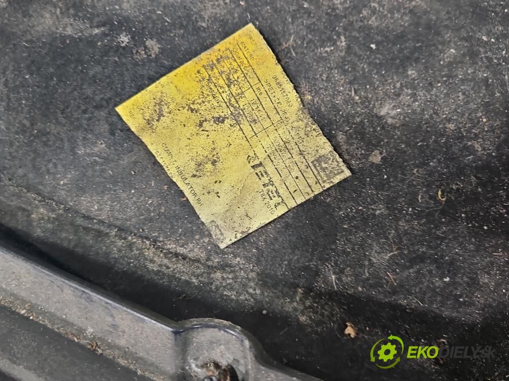 Peugeot 5008 I 2009-2017 2.0 hdi 163 HP automatic 120 kW 1997 cm3 5- torpédo  (Torpéda)