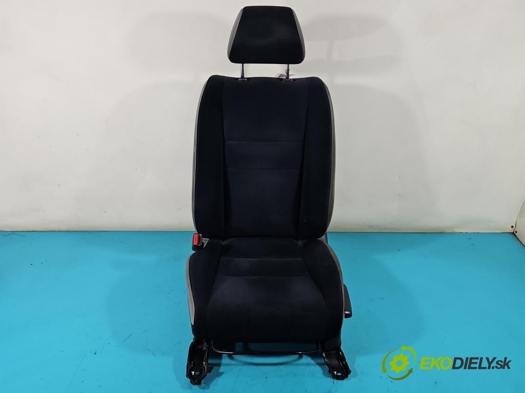 Honda Civic VIII 2006-2011 1.8 16v 140 HP manual 103 kW 1799 cm3 5- Sedačka ľavý  (Sedačky, sedadlá)
