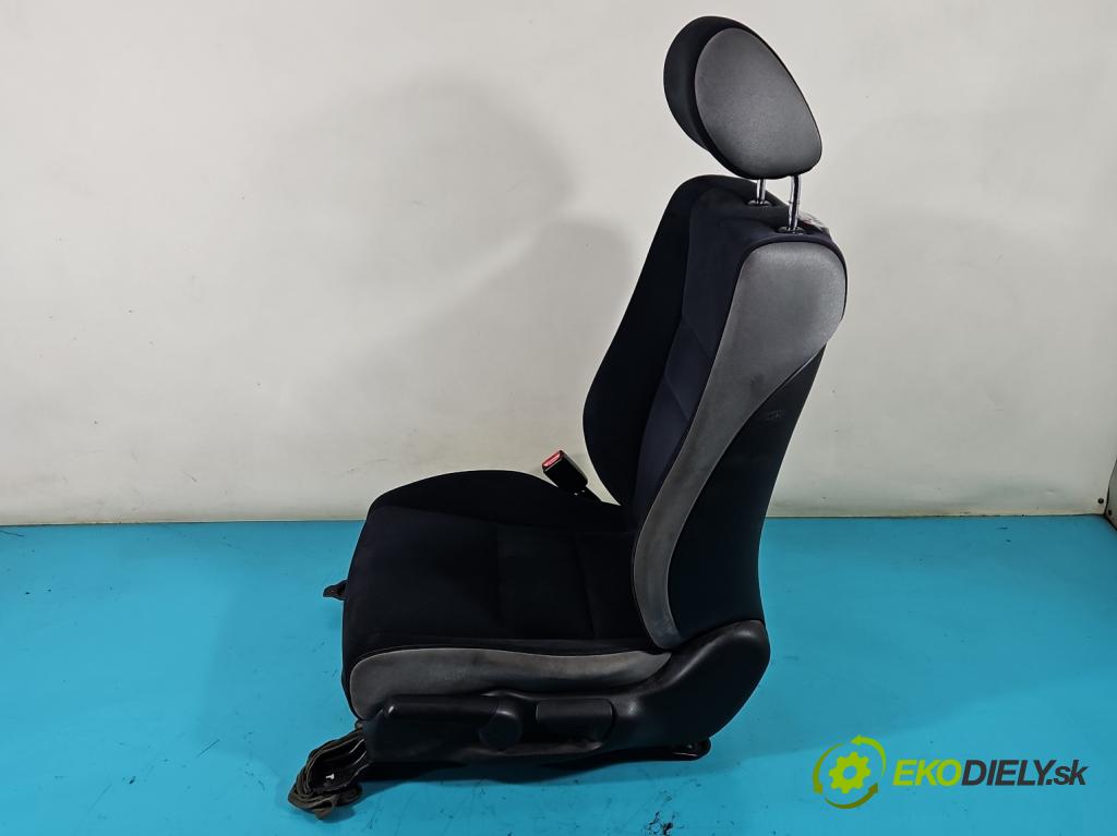 Honda Civic VIII 2006-2011 1.8 16v 140 HP manual 103 kW 1799 cm3 5- Sedačka ľavý  (Sedačky, sedadlá)