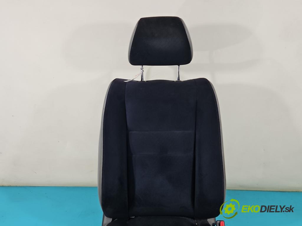 Honda Civic VIII 2006-2011 1.8 16v 140 HP manual 103 kW 1799 cm3 5- Sedačka pravý  (Sedačky, sedadlá)