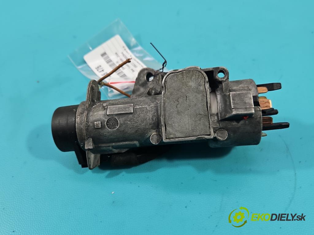 Seat Toledo II 1998-2004 1.8 20V 125 HP manual 92 kW 1781 cm3 4- Spínačka 4B0905851C (Spínacie skrinky a kľúče)