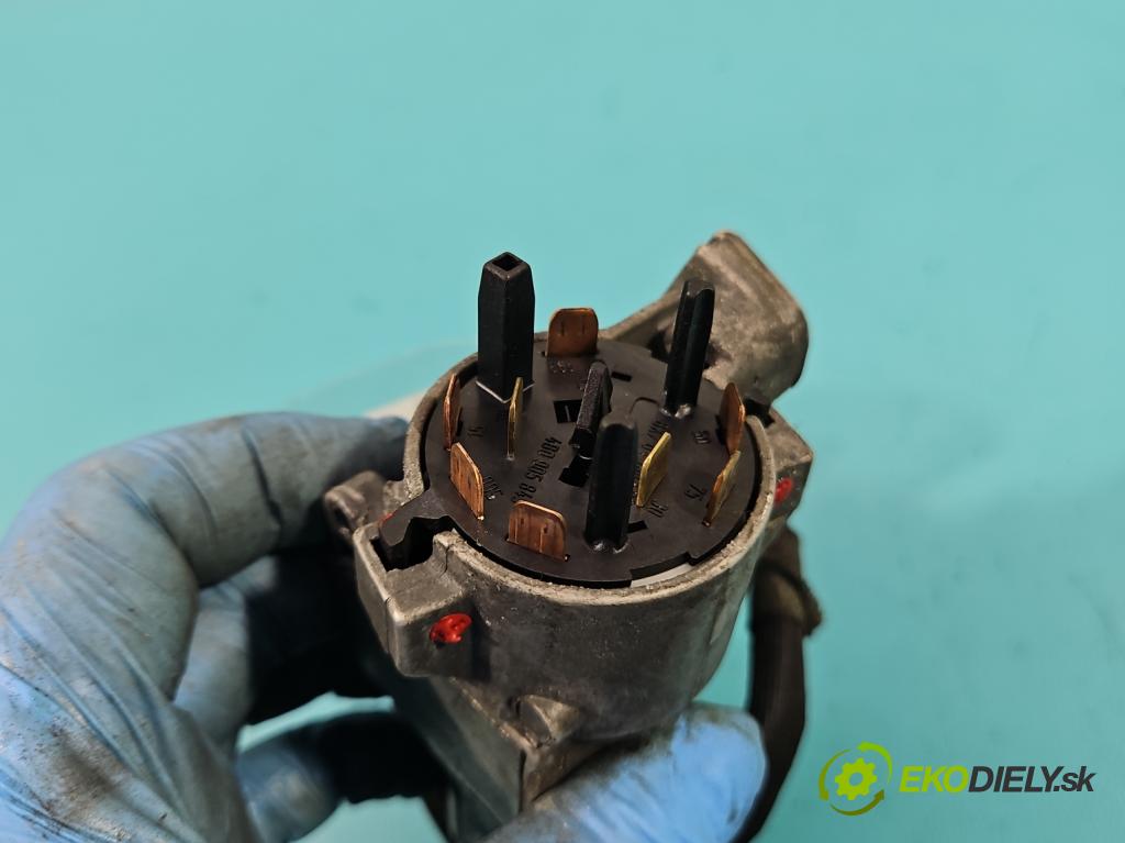 Seat Toledo II 1998-2004 1.8 20V 125 HP manual 92 kW 1781 cm3 4- Spínačka 4B0905851C (Spínacie skrinky a kľúče)