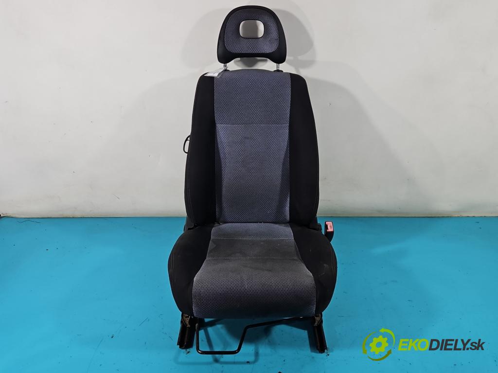 Fiat Seicento 1.1b 54 HP manual 40 kW 1108 cm3 3- Sedačka pravý  (Sedačky, sedadlá)