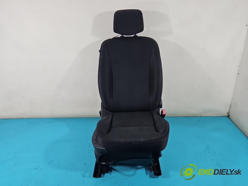 Renault Clio III 2005-2012 1,2.0 16v 101 HP manual 74 kW 1149 cm3 5- Sedačka pravý  (Sedačky, sedadlá)