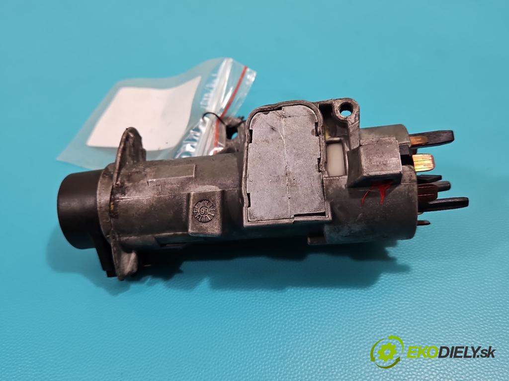 Seat Leon I 1999-2005 1.9 tdi 110 HP manual 81 kW 1896 cm3 5- Spínačka 4B0905851C (Spínacie skrinky a kľúče)