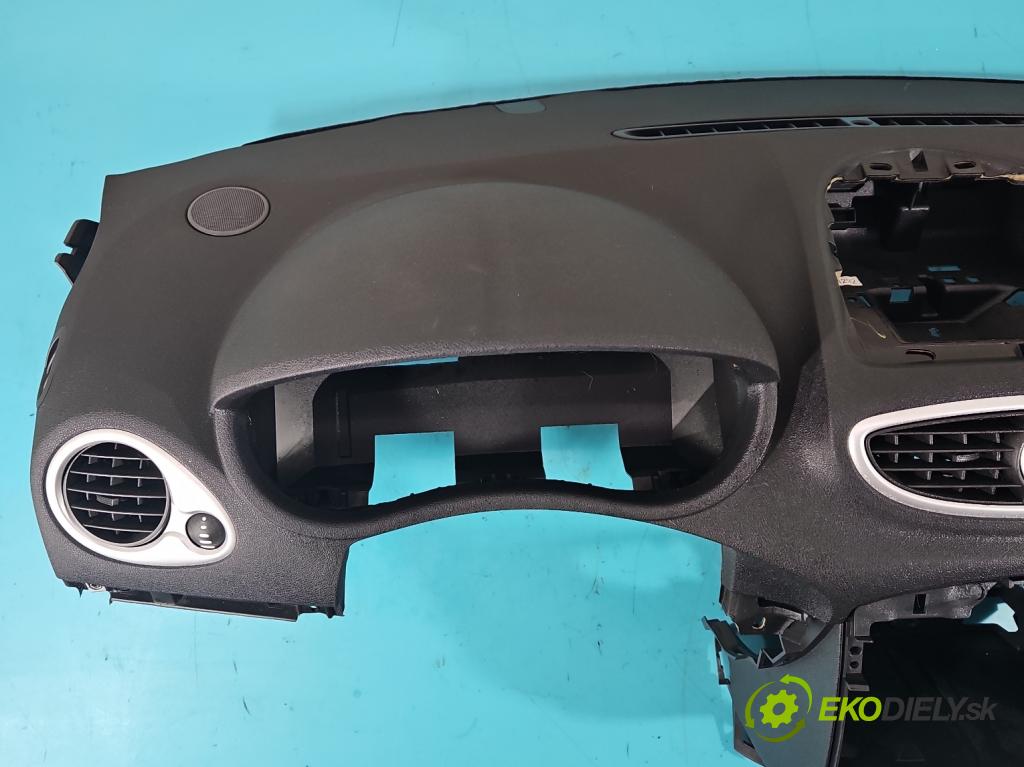 Renault Clio III 2005-2012 1,2.0 16v 101 HP manual 74 kW 1149 cm3 5- kokpit,pristrojová doska rozdeľovacia
