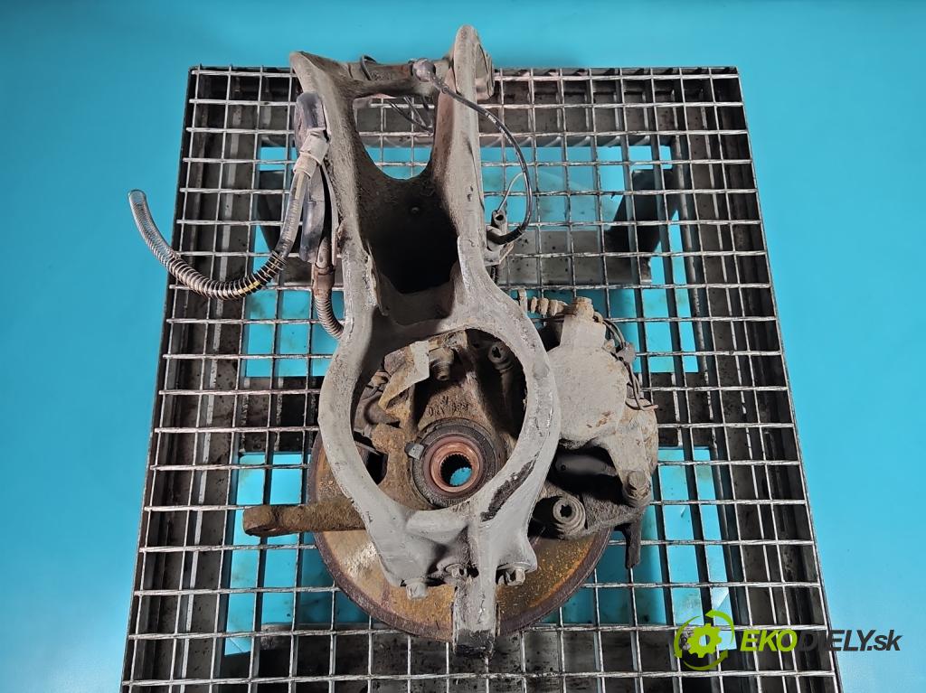 Peugeot 407 2.0 hdi 136 HP automatic 100 kW 1997 cm3 4- náboj ľavé  (Náboje)