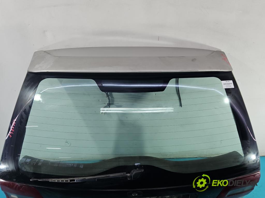 Volvo V40 I 1995-2004 1.9 TD 90 hp manual 66 kW 1870 cm3 5- zadní kufrové dveře  (Zadní kapoty)