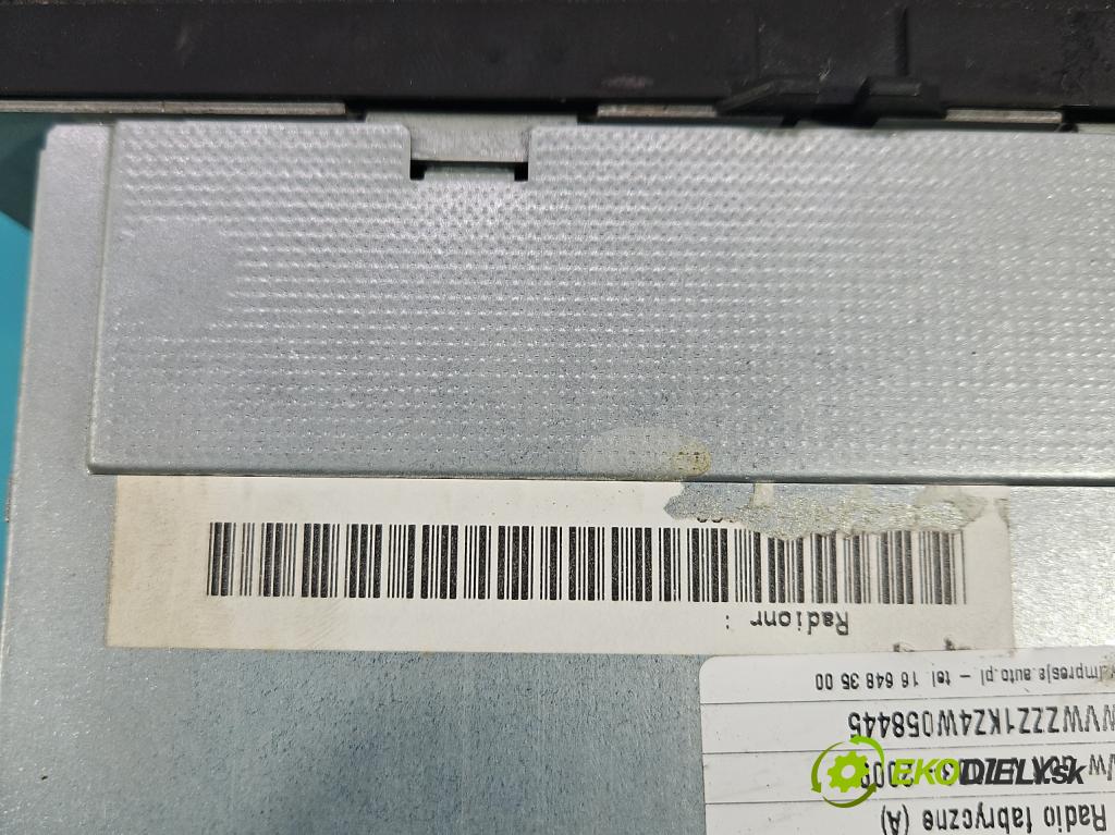 Vw Golf V 2003-2009 1.9 tdi 105 HP manual 77 kW 1896 cm3 5- Radio originál 1K0035186L