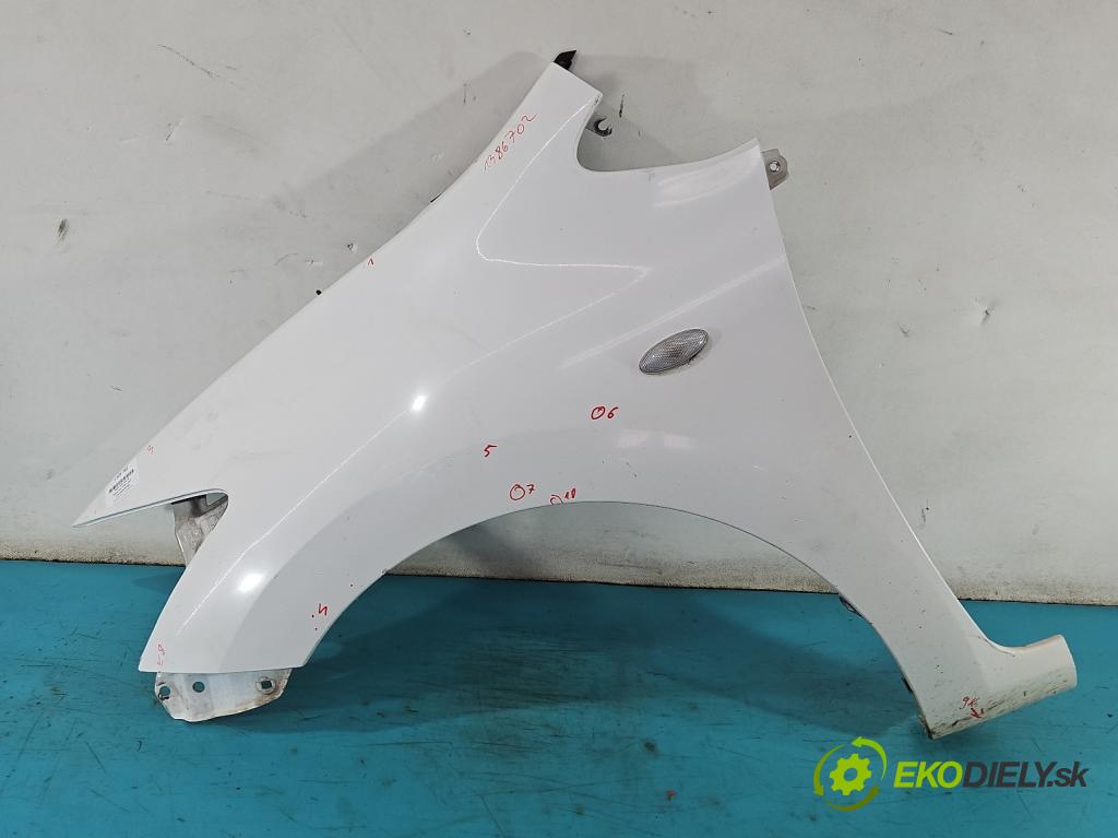 Toyota Auris I 2006-2013 1.4 D4D 90 hp manual 66 kW 1364 cm3 5- blatnik přední levý  (Predné ľavé)