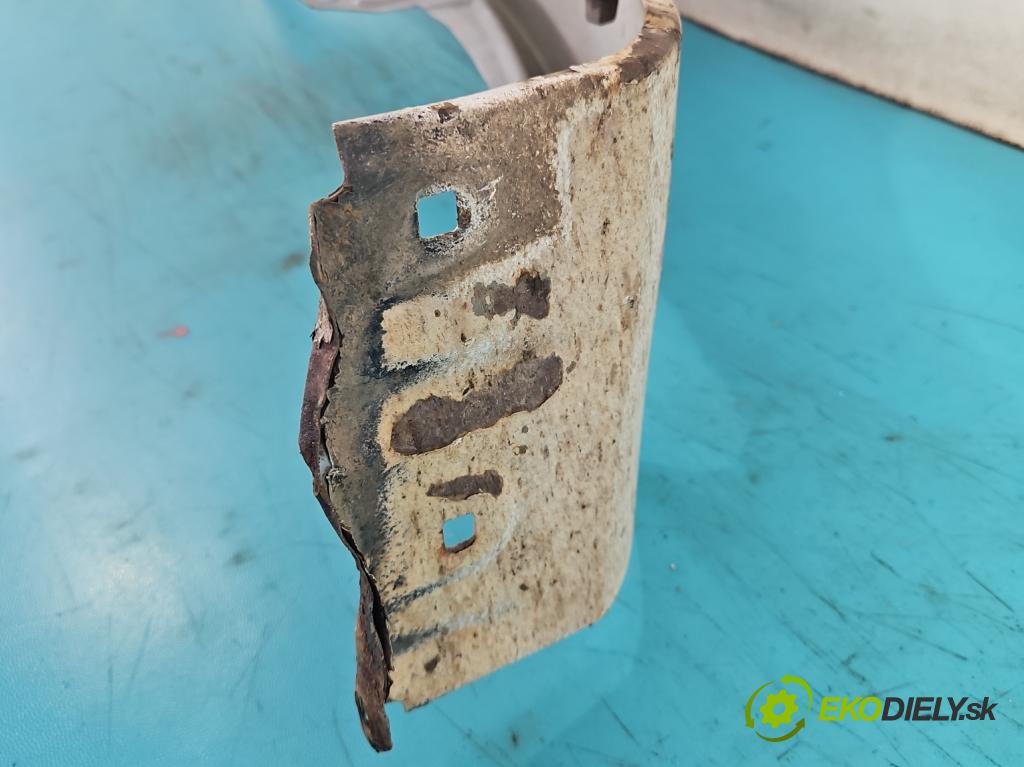 Toyota Auris I 2006-2013 1.4 D4D 90 hp manual 66 kW 1364 cm3 5- blatnik přední levý  (Predné ľavé)