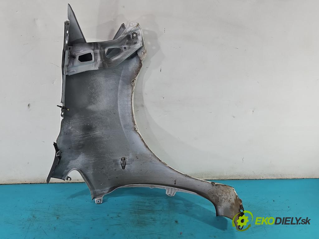 Toyota Auris I 2006-2013 1.4 D4D 90 hp manual 66 kW 1364 cm3 5- blatnik přední levý  (Predné ľavé)