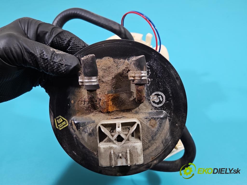 Opel Omega B 1994-2003 2.0 16v 136hp manual 100 kW 1998 cm3 5- čerpadlo paliva