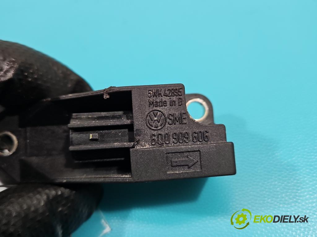 Vw Golf IV 1997-2003 1.9 sdi 68 HP manual 50 kW 1896 cm3 5- snímač šokovat: 5WK42895 (Snímače nárazu)
