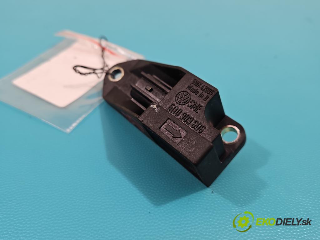 Vw Golf IV 1997-2003 1.9 sdi 68 HP manual 50 kW 1896 cm3 5- snímač šokovat: 02310D243UY6 (Snímače nárazu)