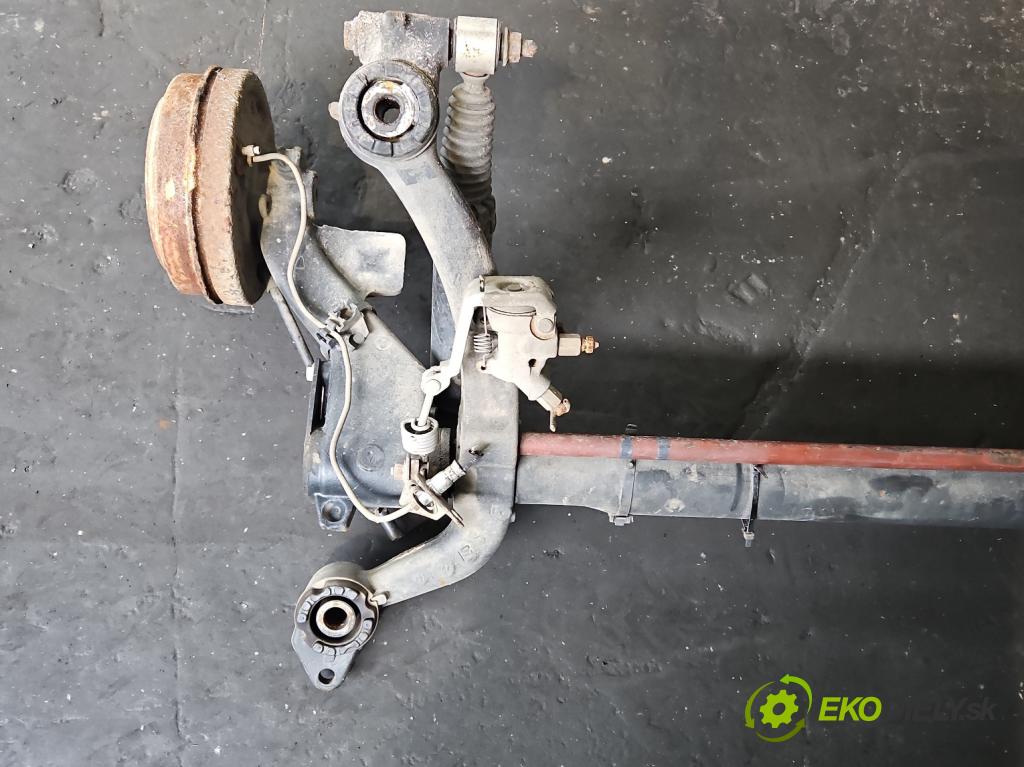 Peugeot 206 1.4 hdi 68 hp manual 50 kW 1398 cm3 3- zadní výztuha  (Výztuhy zadní)