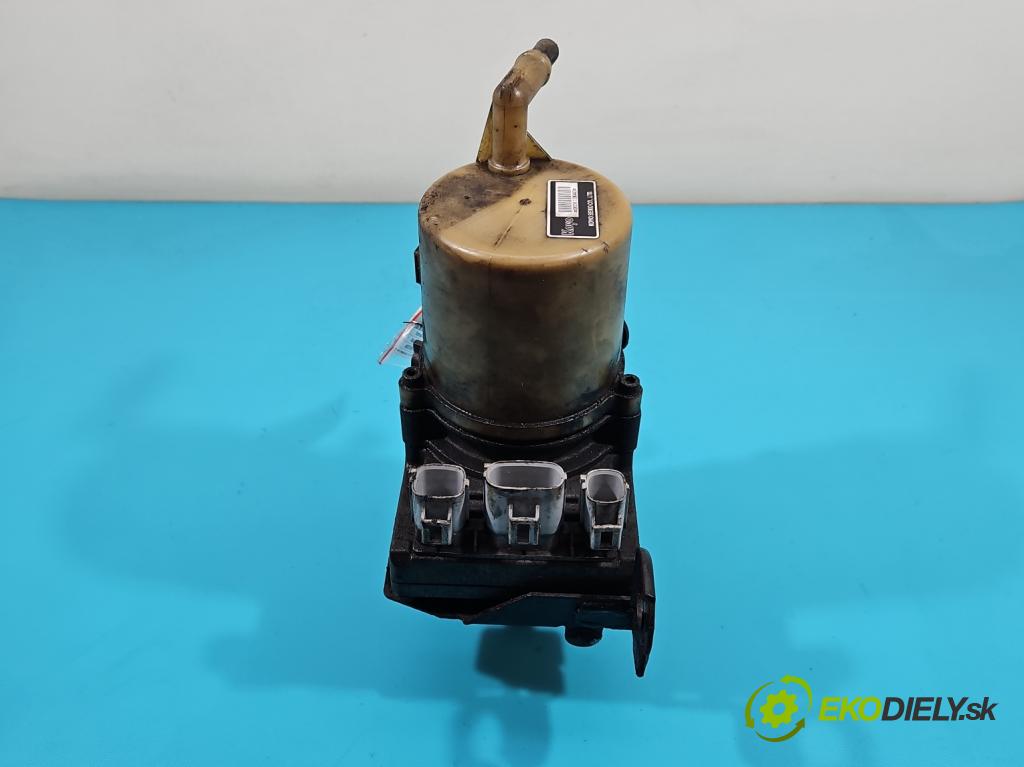 Mazda 5  2005-2010 1.8 16V 116 HP manual 85 kW 1798 cm3 5- čerpadlo posilovač  (Servočerpadlá, pumpy riadenia)