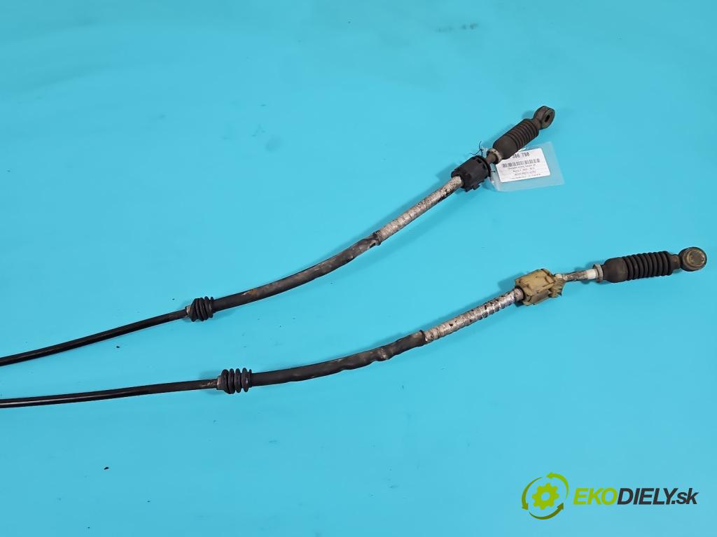 Mazda 5  2005-2010 1.8 16V 116 HP manual 85 kW 1798 cm3 5- Páka: Změny: stupeň,rýchlosť  (Rýchlostné páky / kulisy)