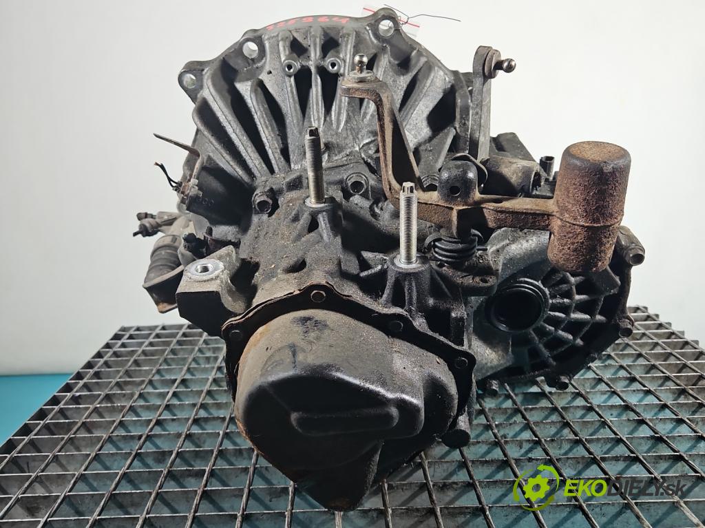 Mazda 5  2005-2010 1.8 16V 116 HP manual 85 kW 1798 cm3 5- prevodovka stupeň,rýchlosť manual