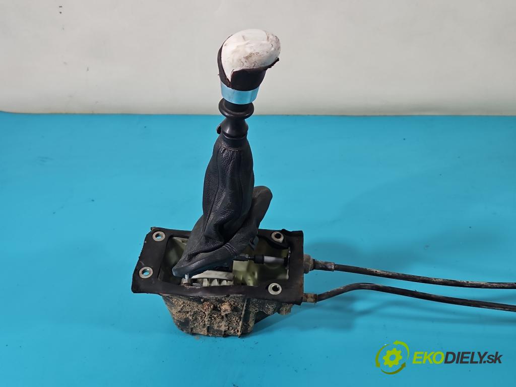 Fiat Seicento 1.1b 54 HP manual 40 kW 1108 cm3 3- Páka: Změny: stupeň,rýchlosť  (Rýchlostné páky / kulisy)