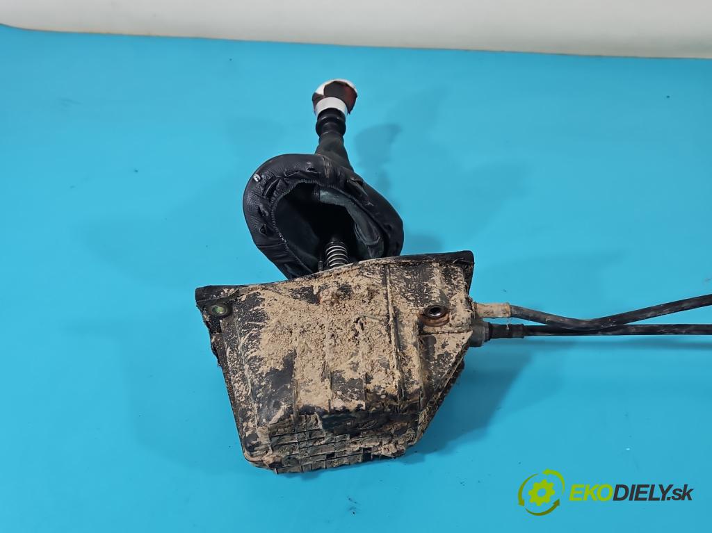 Fiat Seicento 1.1b 54 HP manual 40 kW 1108 cm3 3- Páka: Změny: stupeň,rýchlosť  (Rýchlostné páky / kulisy)