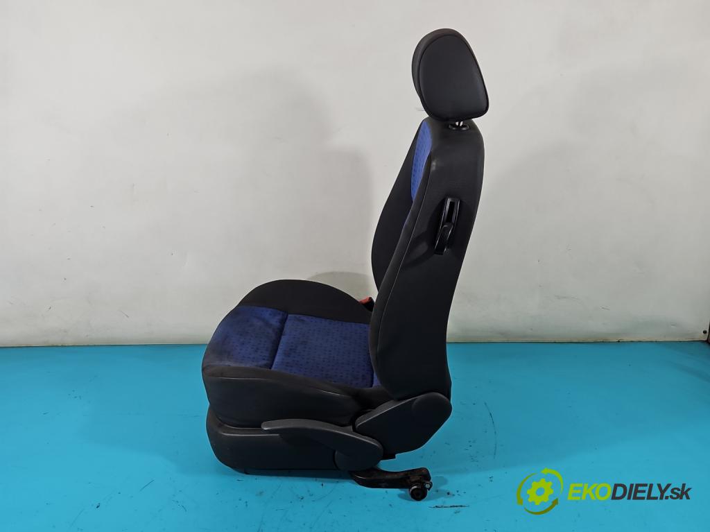 Vw Lupo 1.0 mpi 50KM manual 37 kW 999 cm3 3- Sedačka ľavý  (Sedačky, sedadlá)