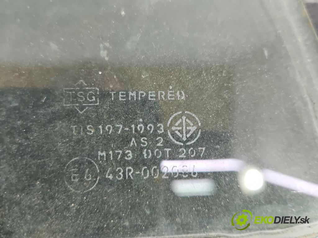 Mitsubishi L200 1996-2007 2.5d 75 HP manual 55 kW 2477 cm3 5- sklo zadná  (Sklá zadné)