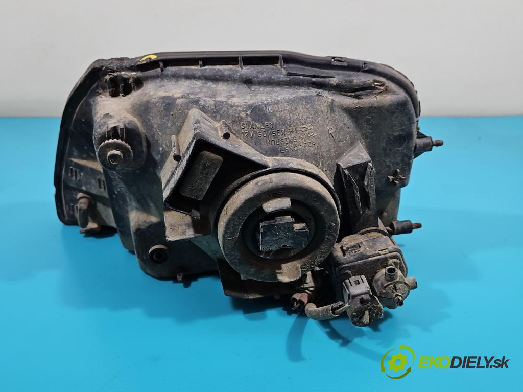 Mitsubishi L200 1996-2007 2.5d 75 HP manual 55 kW 2477 cm3 5- Reflektor: pravý  (Pravé)