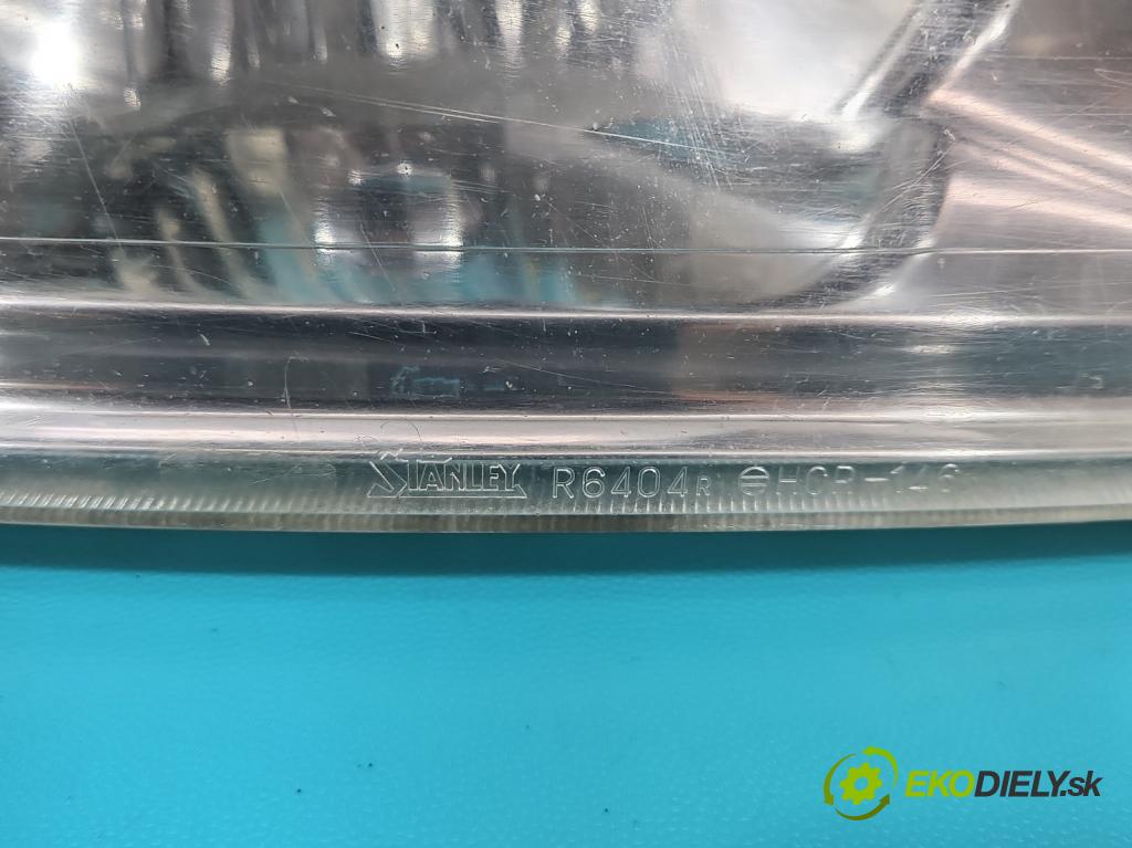 Mitsubishi L200 1996-2007 2.5d 75 HP manual 55 kW 2477 cm3 5- Reflektor: pravý  (Pravé)