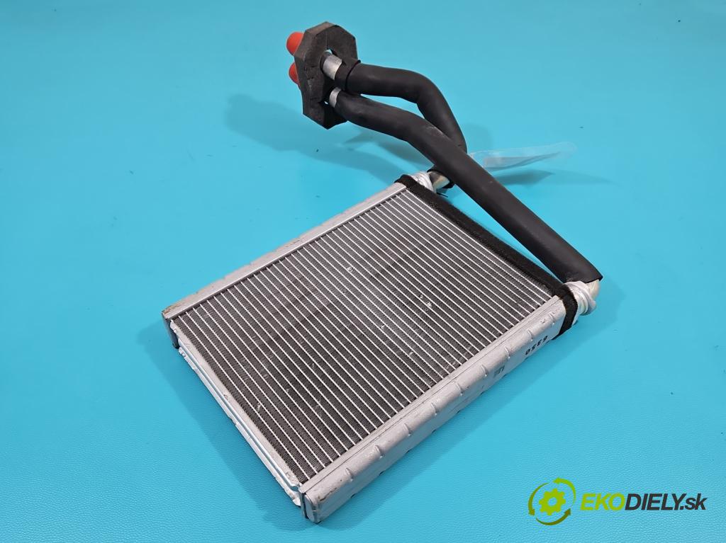 Suzuki SX4 S-Cross 2013-2021 1.4 T 129 hp manual 95 kW 1373 cm3 5- radiátor  (Radiátory topení)