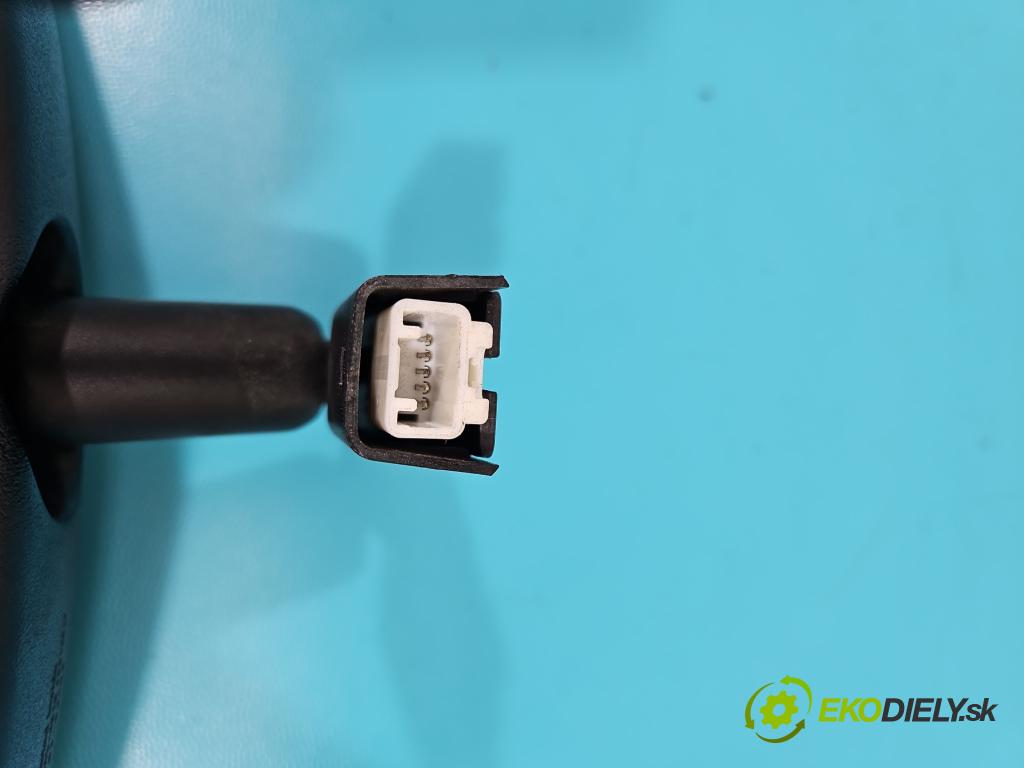 Suzuki SX4 S-Cross 2013-2021 1.4 T 129 hp manual 95 kW 1373 cm3 5- zpětné zrcátko vnitřní 84703-54P00 (Světla vnitřní)