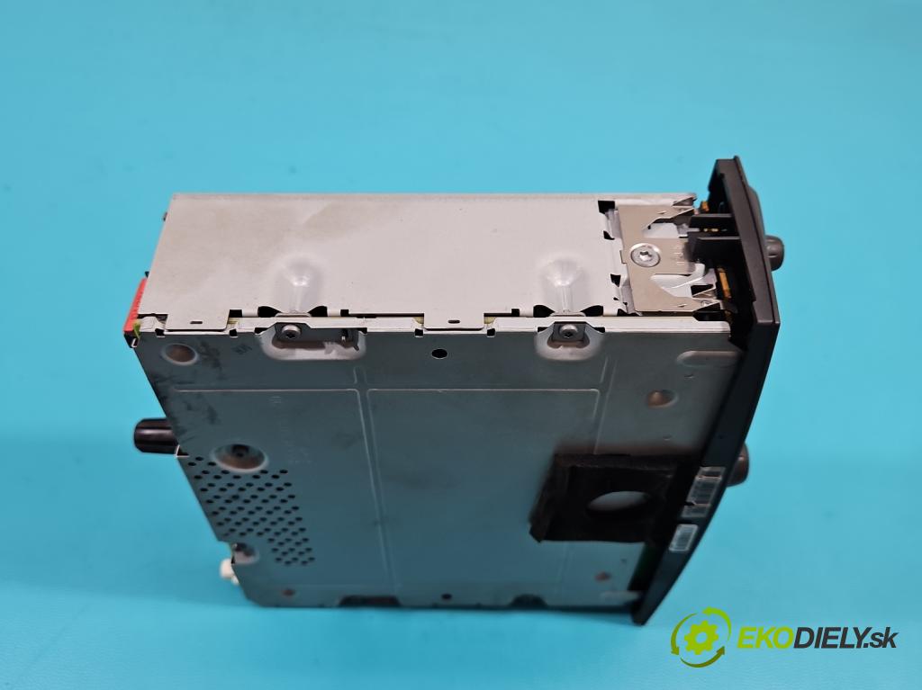Renault Clio III 2005-2012 1,2.0 16v 101 HP manual 74 kW 1149 cm3 5- Radio originál 281150040RT